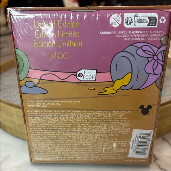 Christmas Disney Loungefly Winnie the Pooh Moving Enamel Pin Same Day Shipping - Picture 3 of 7